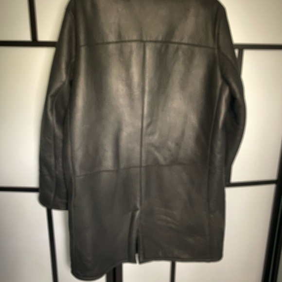 Men’s Shearling Coat by Danier size L good condition - Picture 2 of 5